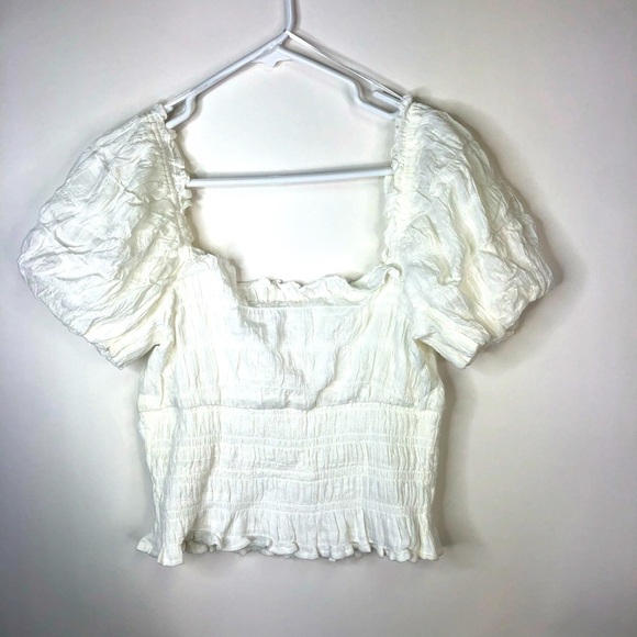 ASTR The Label white bustier blouse puff sleeve smocked button front NWOT   L - Picture 5 of 10